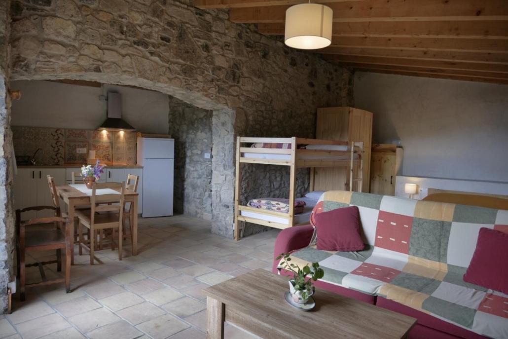 Hostel Mas Rural El Negre Ogassa Exteriér fotografie